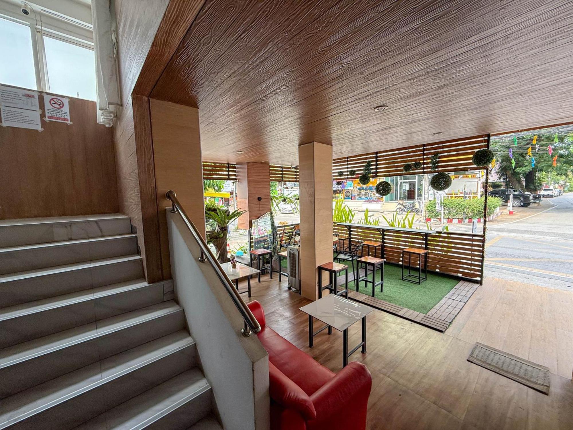 Racha Caftel - 7 House - รชาคาฟเทล Aparthotel Chiang Mai Exterior photo